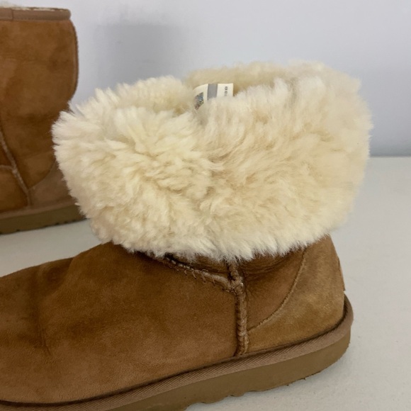 Ugg Women’s Classic Short II Boot Chestnut Size 8 Sheepskin Lining - Picture 13 of 14